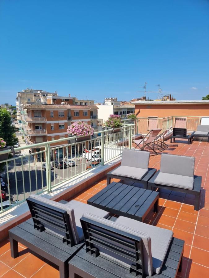 REale Apartments Terracine Extérieur photo
